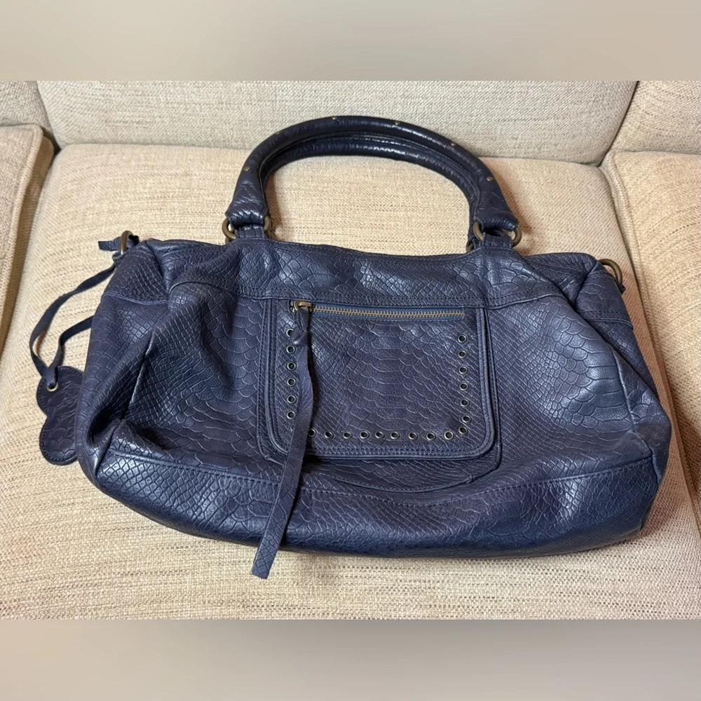 Moni Moni Splendor Tote Satchel PRICE DROP! - Picture 4 of 13